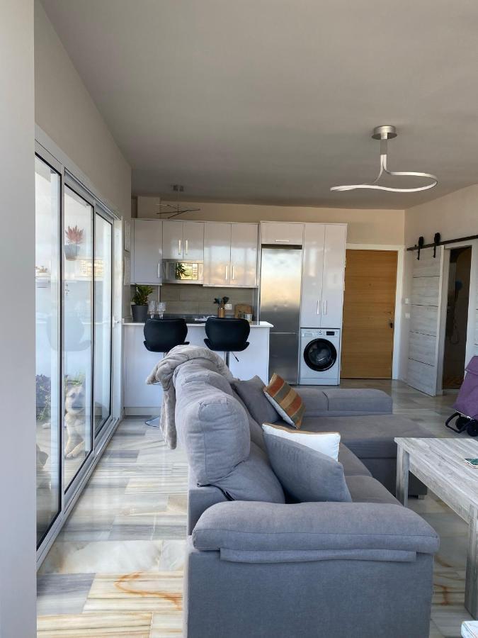 On The Beach - Penthouse On The Mediterranean Estepona Exterior photo
